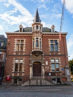 Voormalig gemeentehuis